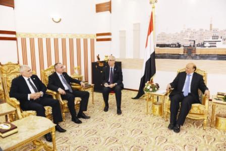 الرئيس لدى استقباله نائب وزير الصناعة والطاقة والسياحة البلغاري أمس